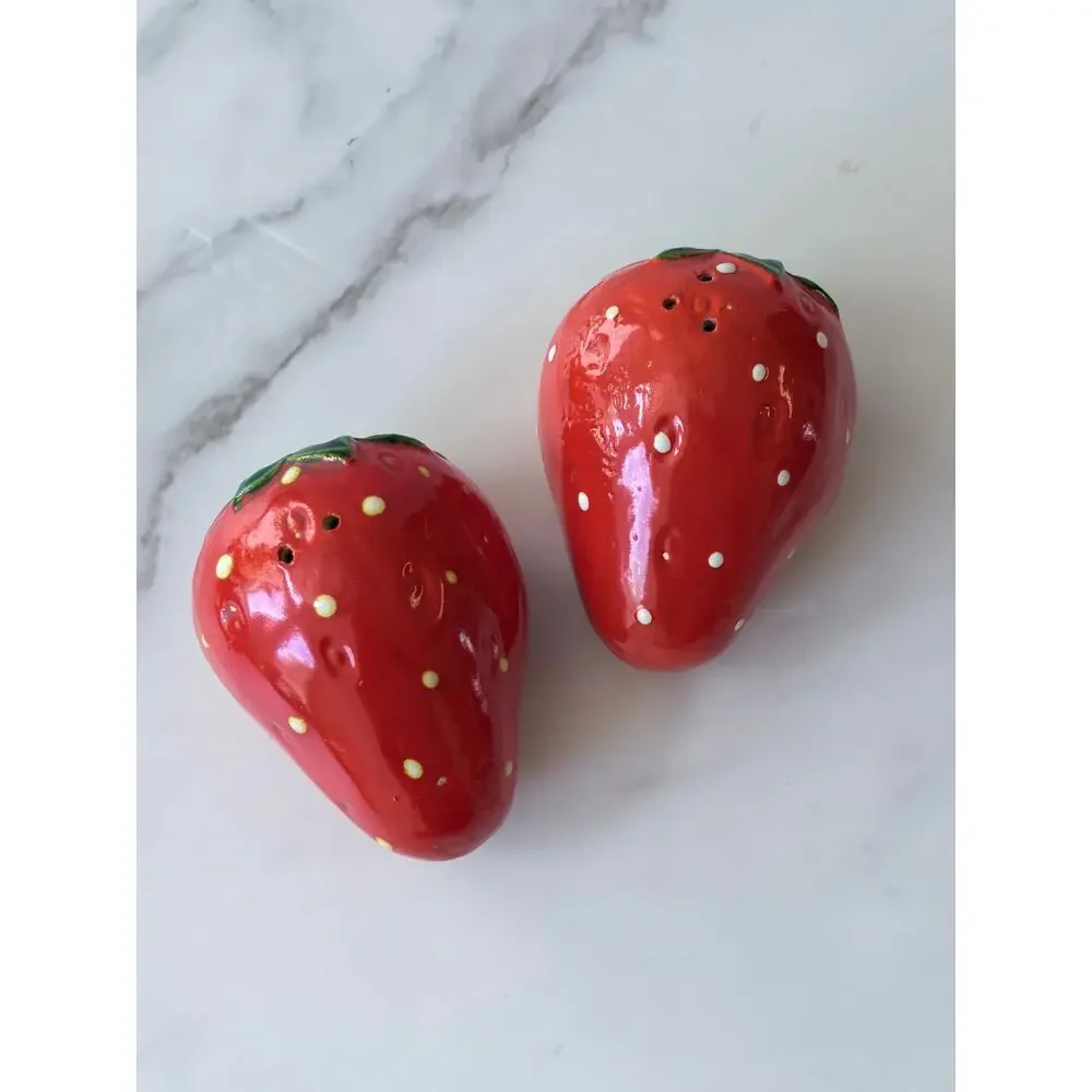 Vintage Ceramic Strawberry Salt & Pepper Shakers | Kitschy Fruit Kitchen Decor